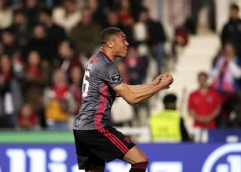 Conserva Benfica liderato