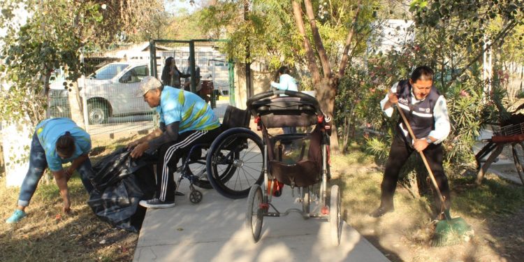Marcha bien “Victoria con espacios limpios para hacer deporte”
