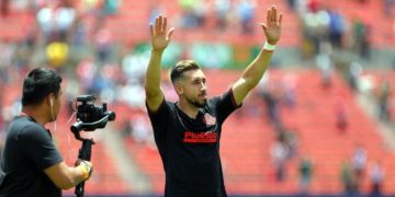 El jugador mexicano es caro, dicen en España