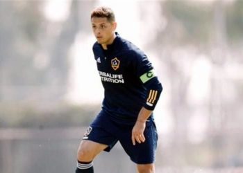 Interviene “Chicharito” en victoria del Galaxy