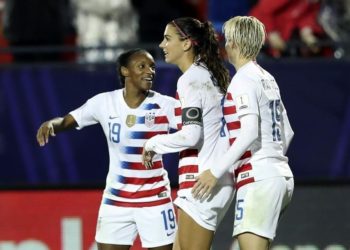 Acusan jugadores gringas descriminación