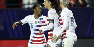 Acusan jugadores gringas descriminación