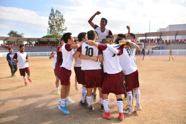 Ciencias, campeón de futbol varonil