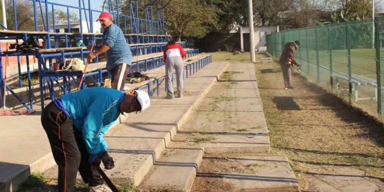 Intensifica Municipio rehabilitación de Unidades Deportivas