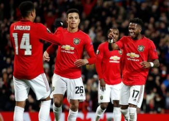 Despedaza Man United al Brujas