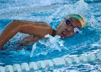 Inauguran torneo estatal de natación