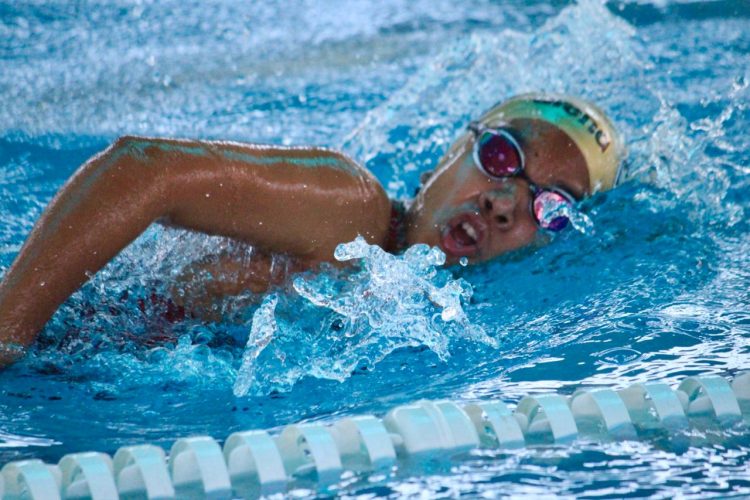 Inauguran torneo estatal de natación