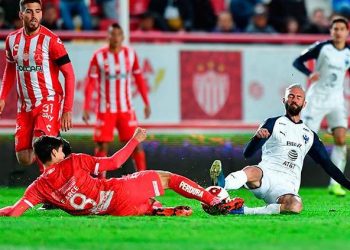 Suma Rayados cuatro sin ganar