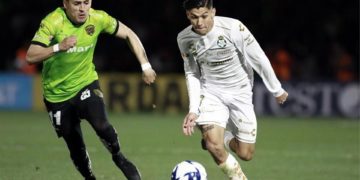 Con penal de último minuto Santos doblega a los Bravos