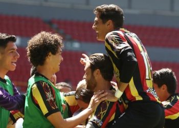 Somete Leones Negros a Venados