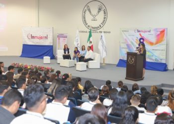 Diserta sobre ciberacoso impulsora de “Ley Olimpia”