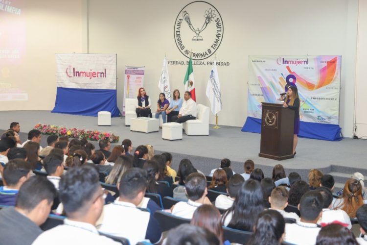 Diserta sobre ciberacoso impulsora de “Ley Olimpia”