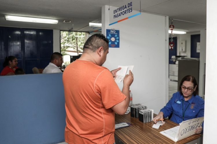 Cierra temporalmente Oficina de Pasaportes por contingencia sanitaria