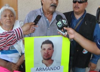 Dan 22 años de prisión a 5 marinos por desaparición de neolarerdense en 2013