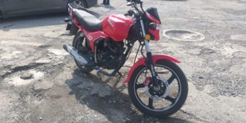 Se lesiona pareja en accidente vial