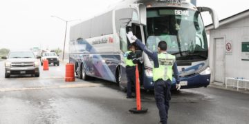 Revisan a diez mil neolaredenses en filtros de prevención a Coronavirus