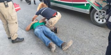 Bicicleta arrolla a empleado de Refaccionaria Ruiz