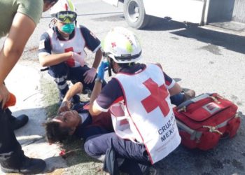 Se hiere la cabeza al caer tras convulsión