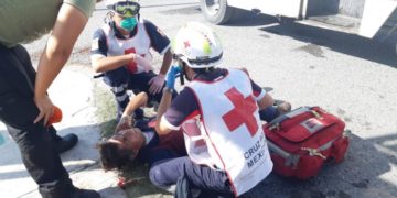 Se hiere la cabeza al caer tras convulsión