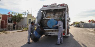 Toman medidas preventivas en  recogido de basura por Covid-19