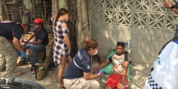 Ebrio lesiona a dos empleados en choque