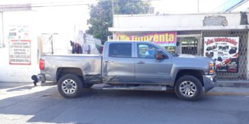 Gringo causa aparatoso choque