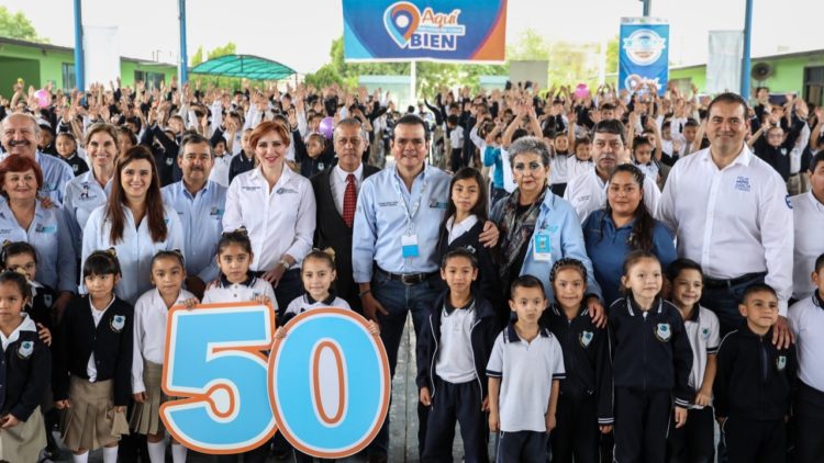 Beneficia Rivas a 50 planteles con equipamiento en N. Laredo