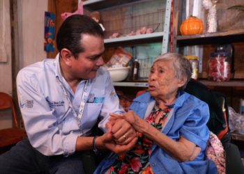 Lleva Alcalde Enrique Rivas “Médico a tu Puerta¨ a Colonias