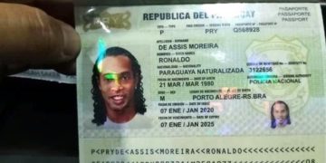 Detienen a Ronaldinho en Paraguay