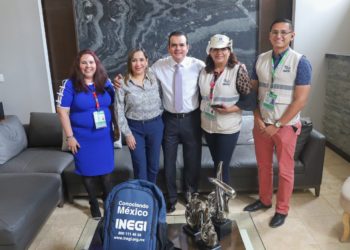 Pone alcalde ejemplo al responder Censo de Población 2020