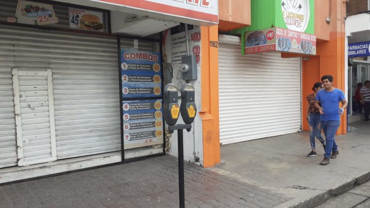 Negocios cierran por recomendación de autoridades