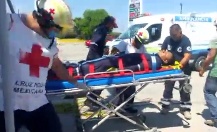 Se electrocuta empleado de Teléfonos