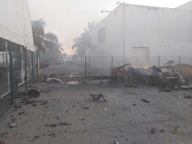 Explota ‘coche bomba’ en Celaya, Guanajuato