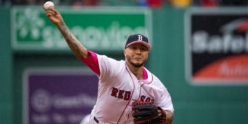 Orioles de Baltimore contratan al sonorense  Héctor Velázquez