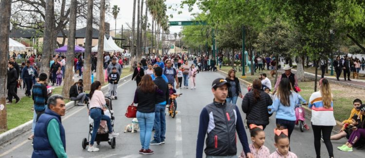 Se divierten familias neolaredenses en ‘Domingo de Paseo por la Paseo’