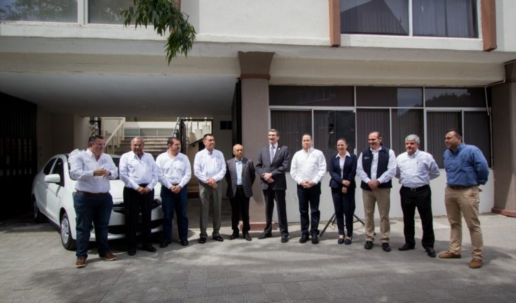 Cumple la UAT compromisos con personal académico