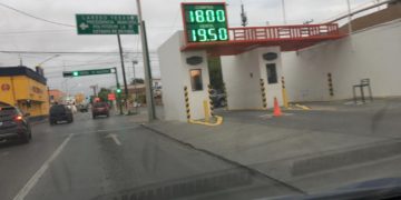 Peso sufre ¨descalabro” frente al dólar, en Nuevo Laredo