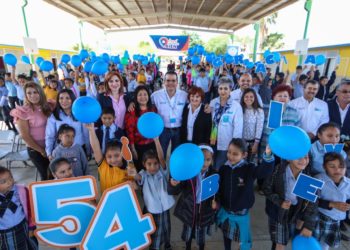 Dignifica Rivas las escuelas de Nuevo Laredo