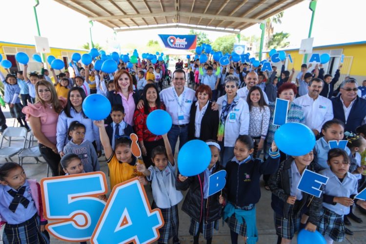 Dignifica Rivas las escuelas de Nuevo Laredo