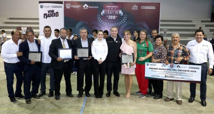 Reconocen a deportistas destacados de Ciudad Madero