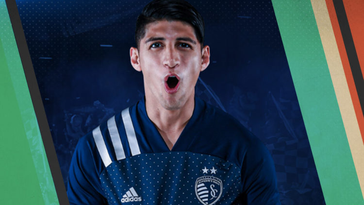Alan Pulido llora porque extraña el fútbol