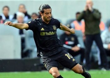Vela y Alanís en 11 ideal de la  MLS