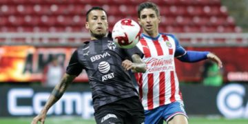 Chivas y Rayados repartieron unidades