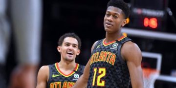 Gana Hawks maratónico duelo