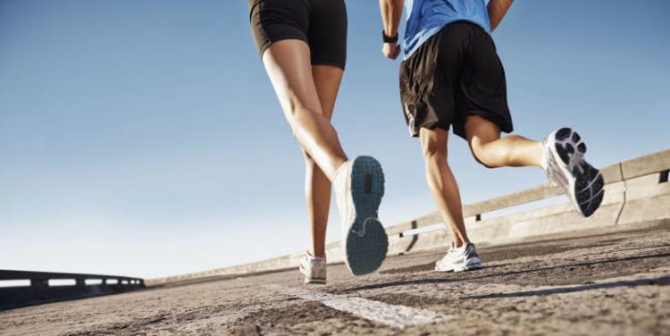 ¿Qué es mejor, correr o caminar?