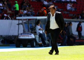 Molesta al “Vikingo” Dávalos que suspendan el ascenso