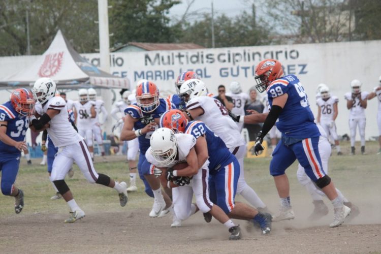 Impone UAT su localía y vence 21-0 al IPN