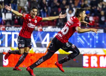 Xolos le da la vuelta a los Tuzos