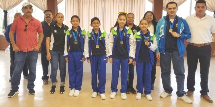 Dominan Reynosa y Victoria ajedrez en equipos mixtos