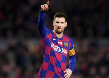 Lionel Messi, el tercer futbolista con mas años en un mismo equipo.